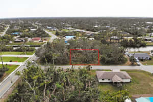 2605 CANNOLOT BOULEVARD, PORT CHARLOTTE, FL 33948 - MLS#MFRD6141389