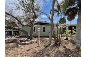 2985 N Beach Rd #bv-5, ENGLEWOOD
