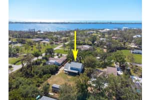 1104 LARCHMONT DRIVE, ENGLEWOOD, FL 34223 - MLS#MFRD6141515