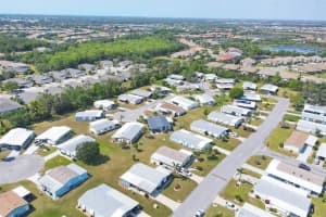 816 TANGERINE WOODS BOULEVARD, ENGLEWOOD, FL 34223 Sold 09/23/25