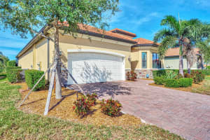 24181 GALLBERRY DRIVE, VENICE, FL 34293 Sold 07/23/25