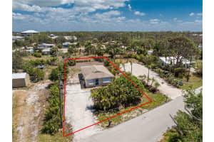 7035 YORK STREET, ENGLEWOOD, FL 34224 Sold 06/25/25