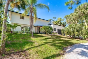 425 LAUREL ROAD, NOKOMIS, FL 34275 - MLS#MFRD6141735