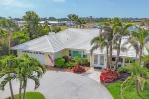 44 WATERFORD DRIVE, ENGLEWOOD, FL 34223 - MLS#MFRD6141815