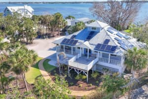 6117 GNARLED OAK LANE, ENGLEWOOD, FL 34223 Sold 05/23/25