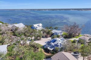 6117 GNARLED OAK LANE, ENGLEWOOD, FL 34223 Sold 05/23/25