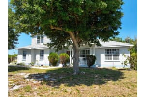 270 WENTWORTH STREET, ENGLEWOOD, FL 34223 Sold 07/30/25