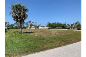 28 TEE VIEW ROAD, ROTONDA WEST, FL 33947 - MLS#MFRD6142015