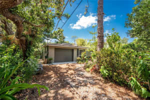 875 MORRISON AVENUE, ENGLEWOOD, FL 34223 Sold 07/11/25