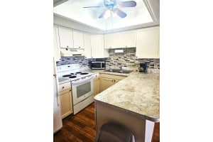 4410 WARREN AVENUE, PORT CHARLOTTE, FL 33953 - MLS#MFRD6142224