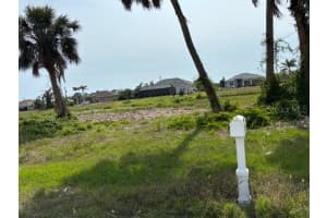 227 & 229 TOURNAMENT RD, ROTONDA WEST, FL 33947 - MLS#MFRD6142246