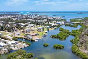 2117 MICHIGAN AVENUE, ENGLEWOOD, FL 34224 Sold 08/11/25