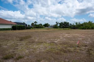 72 FAIRWAY ROAD, ROTONDA WEST, FL 33947 Sold 06/16/25