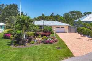 142 SUNAIRE TERRACE, NOKOMIS, FL 34275 Sold 06/05/25