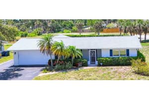 305 WENTWORTH CIRCLE, ENGLEWOOD, FL 34223 - MLS#MFRD6142411