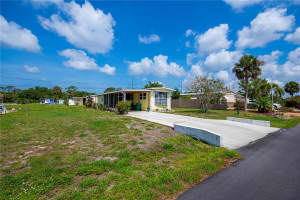 1330 KINGFISHER DRIVE, ENGLEWOOD, FL 34224 - MLS#MFRD6142495