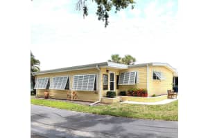 25 Savona Ave, ENGLEWOOD