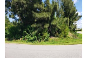 370 TARPON BOULEVARD, PORT CHARLOTTE, FL 33952 - MLS#MFRD6142542