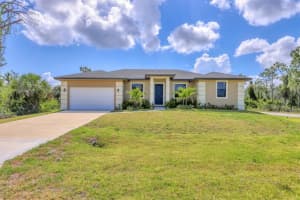 10242 Hallendale Dr, PORT CHARLOTTE