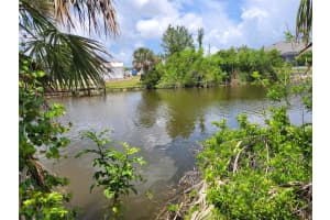 9484 APPLIN CIRCLE, PORT CHARLOTTE, FL 33981 Sold 09/22/25