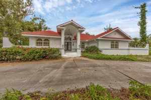 365 Capstan Dr, PLACIDA