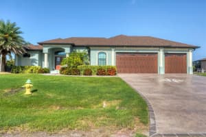 204 PINE VALLEY LANE, ROTONDA WEST, FL 33947 - MLS#MFRD6142669