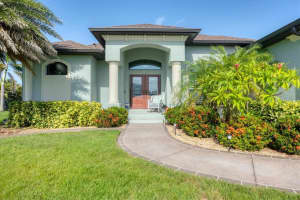 204 PINE VALLEY LANE, ROTONDA WEST, FL 33947 - MLS#MFRD6142669