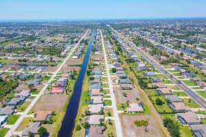 4 WHITE MARSH LANE, ROTONDA WEST, FL 33947 - MLS#MFRD6142724
