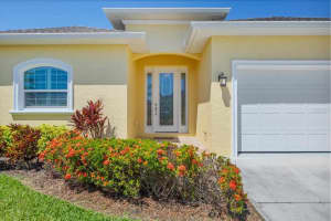 576 BOX ELDER COURT, ENGLEWOOD, FL 34223 Sold 08/26/25