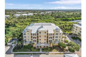 8541 Amberjack Cir #202, ENGLEWOOD