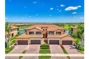 10788 Tarflower Dr #201, VENICE
