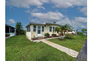 140 FIJI CIRCLE, ENGLEWOOD, FL 34223 Sold 12/08/25