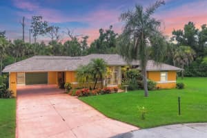 100 Siesta Rd, ROTONDA WEST