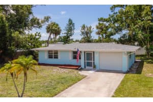 231 Lakeview Ln, ENGLEWOOD