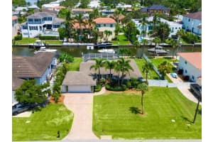 1613 Shelburne Ln, SARASOTA