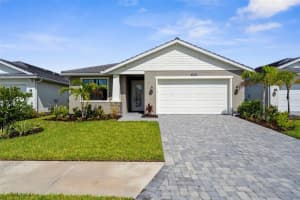 18881 Daybreak Dr, VENICE