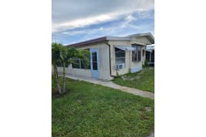 1475 Flamingo Dr #72, ENGLEWOOD