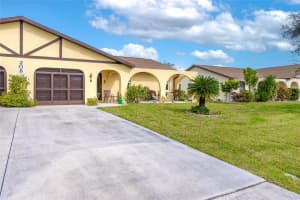 208 High Point Dr #208b, ENGLEWOOD