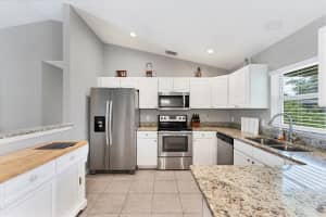 11971 BOOTH AVENUE, PORT CHARLOTTE, FL 33981 - MLS#MFRD6143333