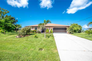 30 BUNKER LANE, ROTONDA WEST, FL 33947 Sold 10/10/25