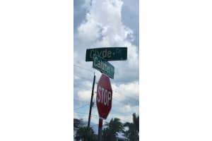 8175 CLYDE CIRCLE, PORT CHARLOTTE, FL 33981 - MLS#MFRD6143383