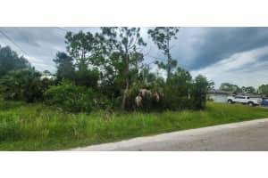 22436 DONALDA AVENUE, PORT CHARLOTTE, FL 33954 - MLS#MFRD6143385