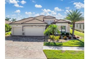 20460 Granlago Dr, VENICE