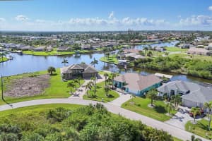 8228 TECUMSEH CIRCLE, PORT CHARLOTTE, FL 33981 - MLS#MFRD6143453