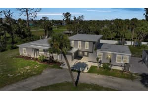 1450 New Point Comfort Rd, ENGLEWOOD