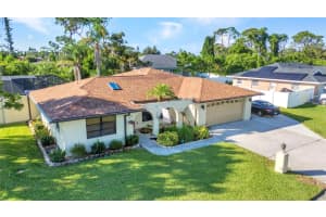 3363 Shamrock Dr, VENICE