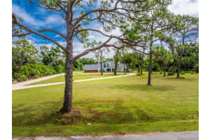 1120 LARCHMONT DRIVE, ENGLEWOOD, FL 34223 - MLS#MFRD6143551