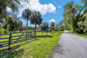 EWING RD, VENICE, FL 34292 Sold 10/14/25