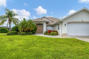 9 MEDALIST TERRACE, ROTONDA WEST, FL 33947 - MLS#MFRD6143710