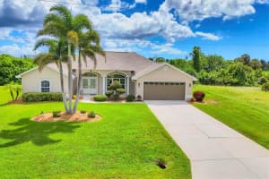 18 MEDALIST TERRACE, ROTONDA WEST, FL 33947 - MLS#MFRD6143735